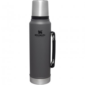 Stanley Classic Legendary Bottle Sale | 1.1 QT Charcoal | 28ZEYXOKV