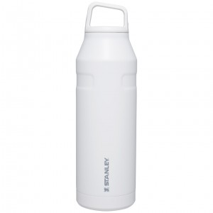 Stanley IceFlow™ Bottle with Cap and Carry+ Lid | 50 OZ Polar | 48KIWQCEN