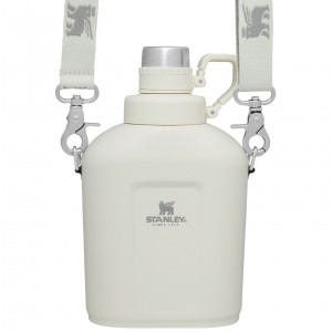 Stanley The Legendary Classic Insulated Canteen | 1.1QT Krema | 98EWUXQJN